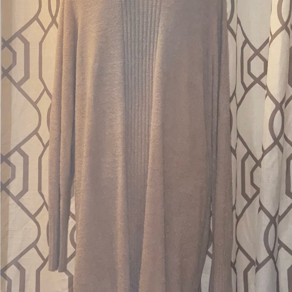 Barefoot Dreams Cardigan - Picture 3 of 8